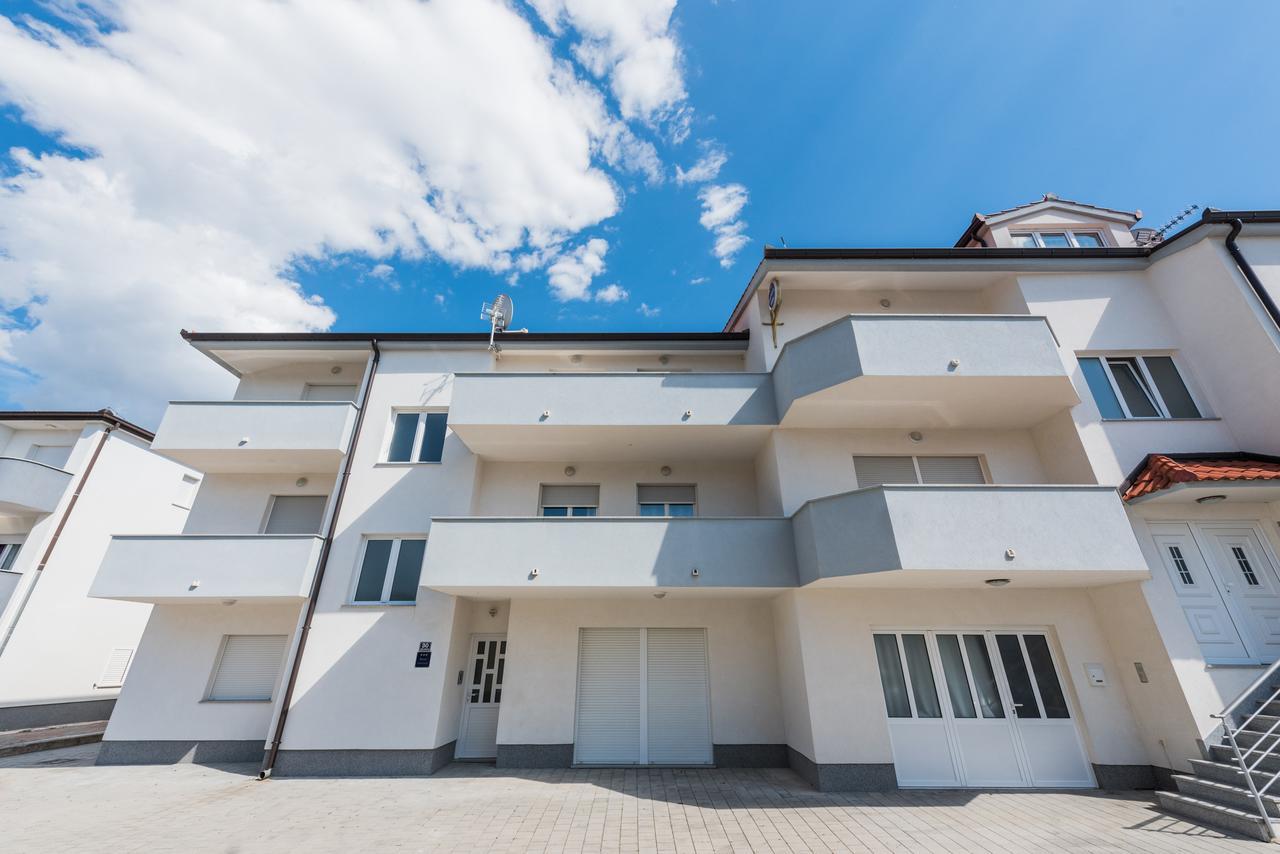 Apartments Marko Podstrana Eksteriør bilde